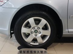 2013款 1.6L 自动 五周年典藏版5座