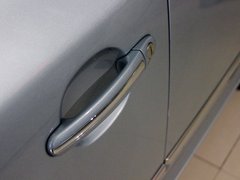 2013款 1.6L 自动 五周年典藏版5座