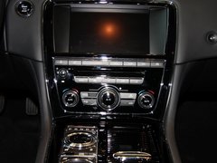 2013款 3.0SC 自动 全景商务版