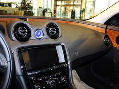 2013款 2.0T 自动 全景商务版
