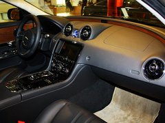2013款 2.0T 自动 全景商务版