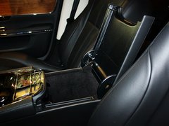 2013款 2.0T 自动 全景商务版