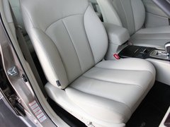 2013款 2.5L CVT 豪华版 5座