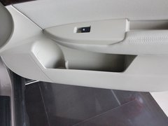 2013款 2.5L CVT 豪华版 5座