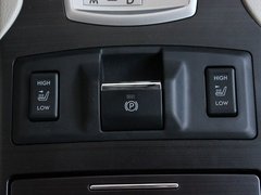 2013款 2.5L CVT 豪华版 5座