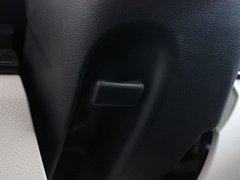 2013款 2.5L CVT 豪华版 5座