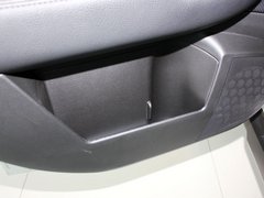 2013款 2.5L CVT 豪华版 5座