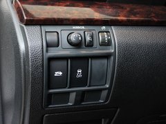 2013款 2.5L CVT 豪华版 5座