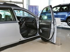 2013款 2.5L CVT 豪华版 5座