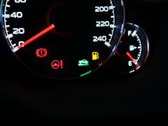2013款 2.5L CVT 豪华版