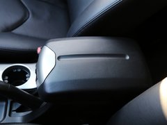 2012款 2.4L 自动 汽油四驱时尚版 5座