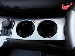 2012款 2.4L 自动 汽油四驱时尚版 5座