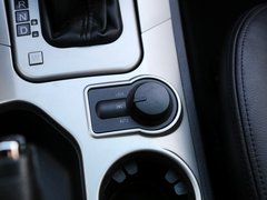 2012款 2.4L 自动 汽油四驱时尚版 5座