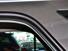 2012款 2.4L 手动 汽油四驱天窗版 5座