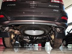 2012款 2.4L 手动 汽油四驱天窗版 5座
