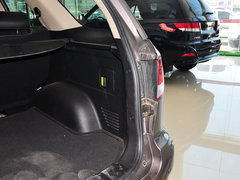 2012款 2.4L 手动 汽油四驱天窗版 5座