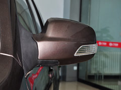 2012款 2.4L 手动 汽油四驱天窗版 5座