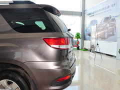 2012款 2.4L 手动 汽油四驱天窗版 5座