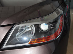 2012款 2.4L 手动 汽油四驱天窗版 5座
