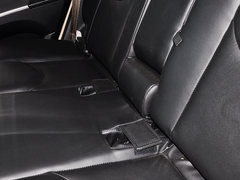 2012款 2.4L 手动 汽油四驱天窗版 5座