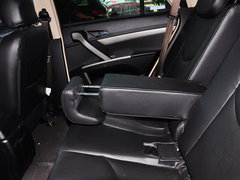 2012款 2.4L 手动 汽油四驱天窗版 5座
