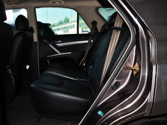 2012款 2.4L 手动 汽油四驱天窗版 5座