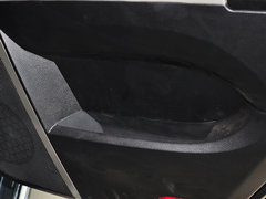 2012款 2.4L 手动 汽油四驱天窗版 5座