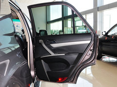 2012款 2.4L 手动 汽油四驱天窗版 5座