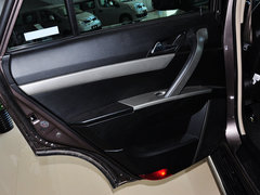 2012款 2.4L 手动 汽油四驱天窗版 5座