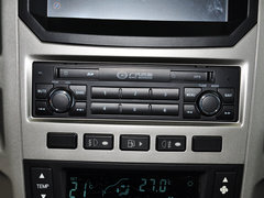 2012款 2.4L 手动 汽油四驱天窗版 5座