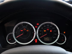 2012款 2.4L 手动 汽油四驱天窗版 5座
