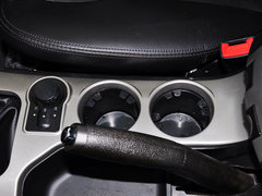 奥轩GX5 2012款 2.4L 手动 汽油四驱天窗版 5座