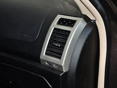 2012款 2.4L 手动 汽油四驱天窗版 5座