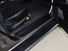 2012款 2.4L 手动 汽油四驱天窗版 5座