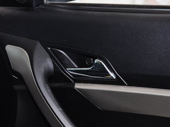 2012款 2.4L 手动 汽油四驱天窗版 5座