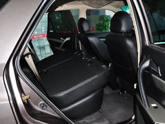 2012款 2.4L 手动 汽油四驱天窗版 5座