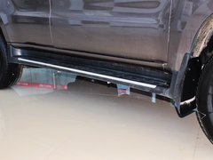 2012款 2.4L 手动 汽油四驱天窗版 5座