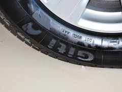 2012款 2.4L 手动 汽油四驱天窗版 5座