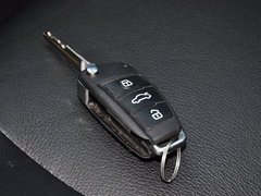 2012款 2.0L 手动 汽油两驱天窗版 5座
