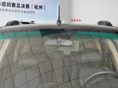 2012款 2.0L 手动 汽油两驱天窗版 5座
