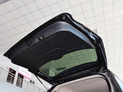 2012款 2.0L 手动 汽油两驱天窗版 5座