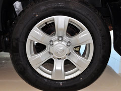 2012款 2.0L 手动 汽油两驱天窗版 5座