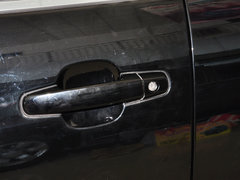 2012款 2.0L 手动 汽油两驱天窗版 5座
