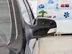 2012款 2.0L 手动 汽油两驱天窗版 5座