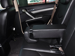 2012款 2.0L 手动 汽油两驱天窗版 5座