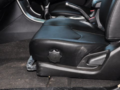 2012款 2.0L 手动 汽油两驱天窗版 5座