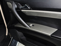 2012款 2.0L 手动 汽油两驱天窗版 5座