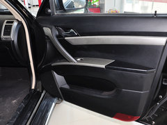 2012款 2.0L 手动 汽油两驱天窗版 5座