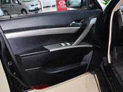 2012款 2.0L 手动 汽油两驱天窗版 5座