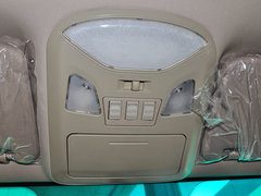 2012款 2.0L 手动 汽油两驱天窗版 5座